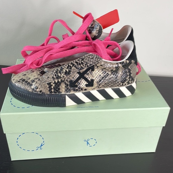 Off White Snakeskin Sneakers - Picture 5 of 8